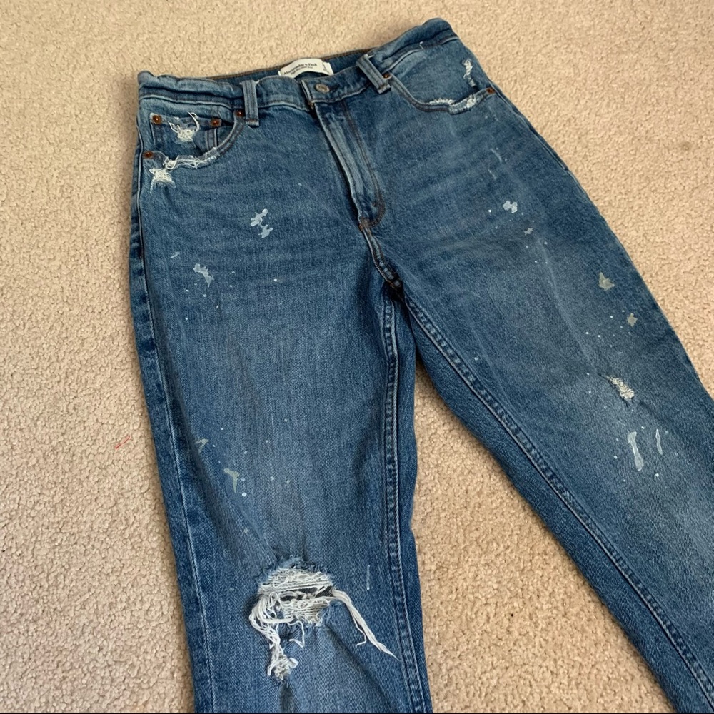 Abercrombie&Fitch high rise mom jean